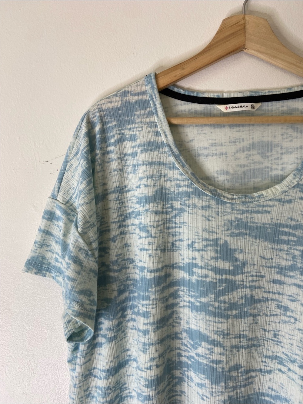 Shambhala Patterned Ribbed Tee - Picture 2 of 6